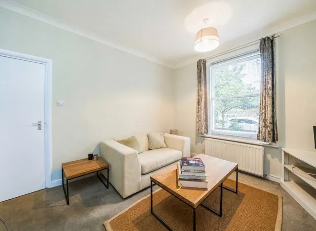 Photo 3 — Mount Park Road, Ealing, W5