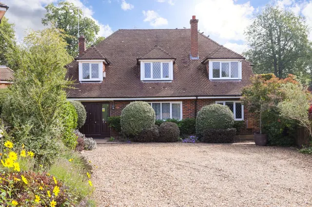 Heath Ridge Green, Cobham, KT11, photo 2
