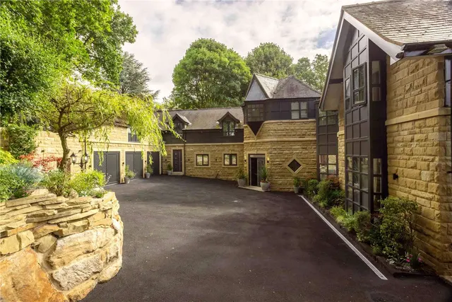 Horsforth, Leeds, LS18 4PE, photo 1
