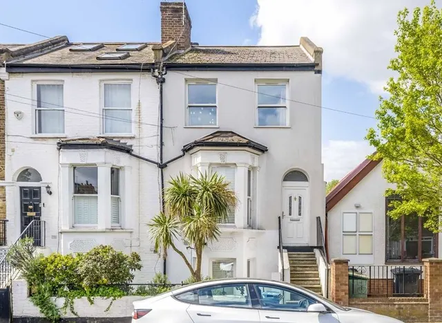 Cunnington Street, Chiswick, W4