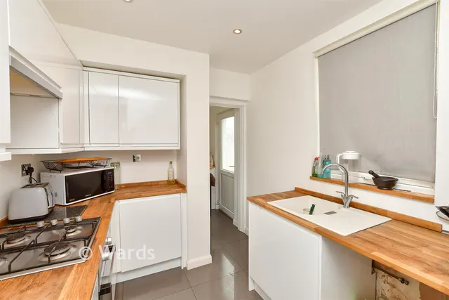 Corporation Road, Gillingham, ME7, photo 2