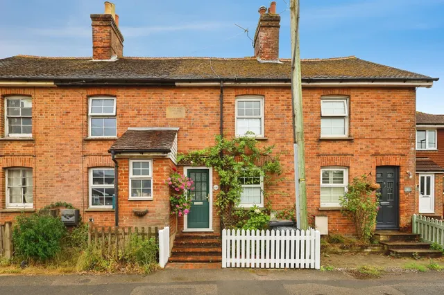 South Road, Hailsham, BN27, photo 1