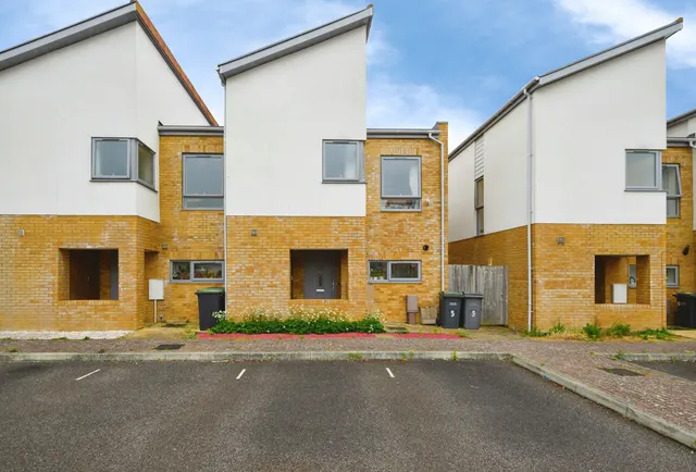 Davenport Close, Gosport, PO13, photo 1
