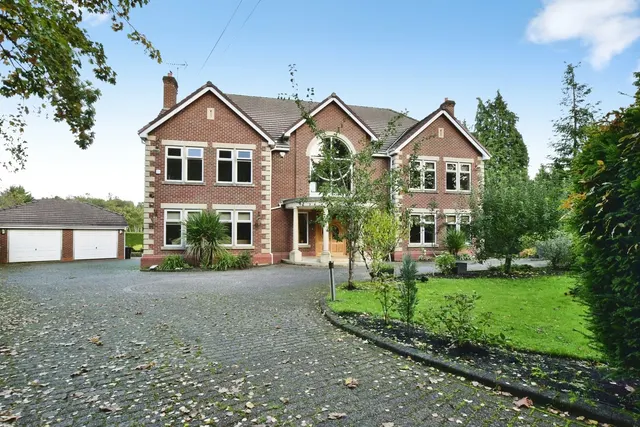 Hale Road, Hale Barns, WA15, photo 1