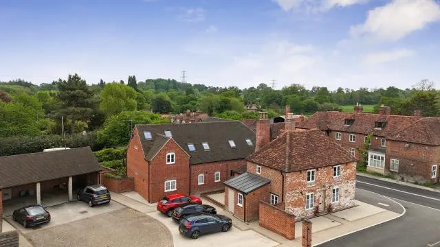 Yew Tree Courtyard, Nuneham Courtenay, OX44, photo 2