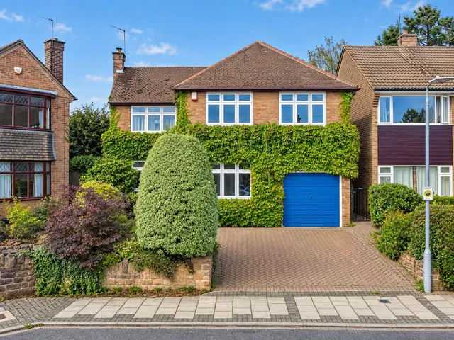 Richmond Gardens, Redhill, NG5, photo 1