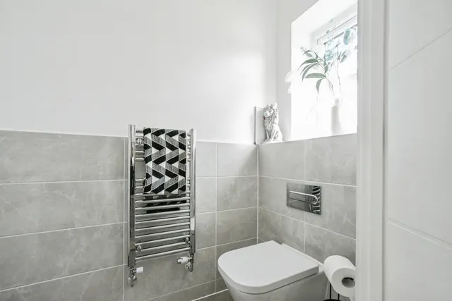 Raven Way, Shrivenham, SN6, photo 3