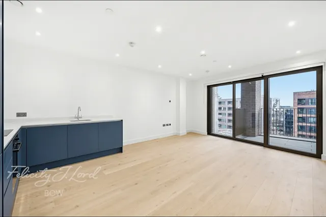 Trego Road, photo 1