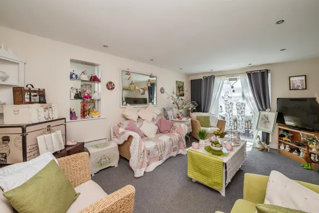 Photo 2 — Rollesby Gardens, Rollesby, Great Yarmouth