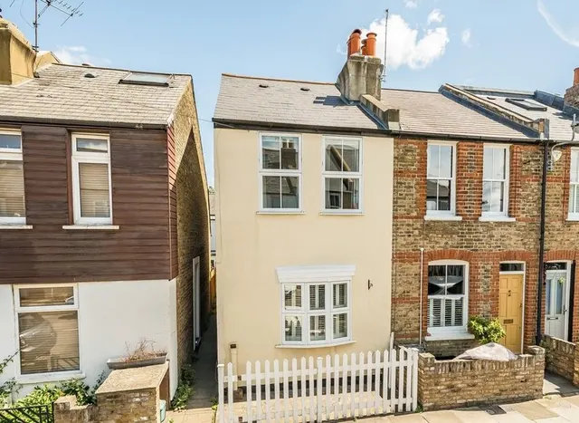 Norcutt Road, Twickenham, TW2, photo 1