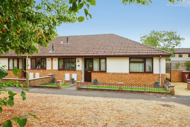 Dove Green, Bicester, OX26, photo 1