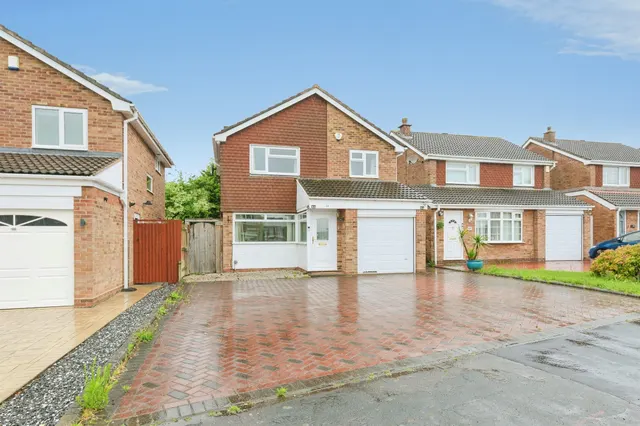 Walsh Drive, Sutton Coldfield, photo 1