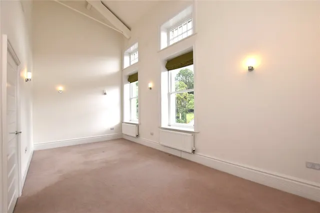 Norwood Drive, Menston, LS29, photo 3