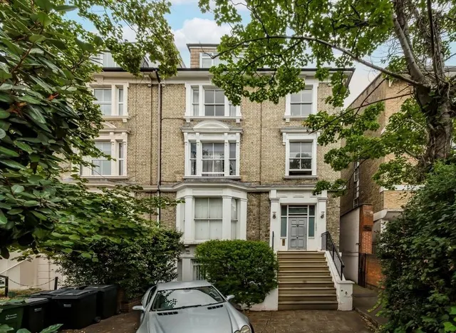 Haverstock Hill, Belsize Park, NW3, photo 1