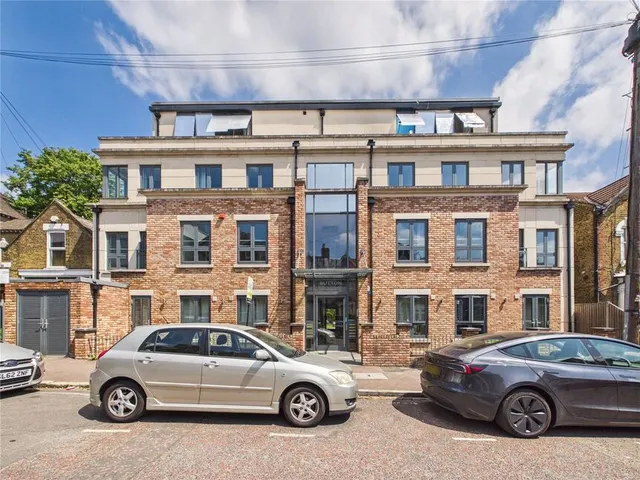 Stainforth Road, London, E17, photo 1