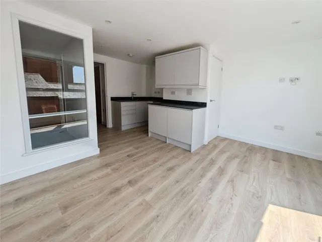 Upper Banister Street, Southampton, SO15, photo 2