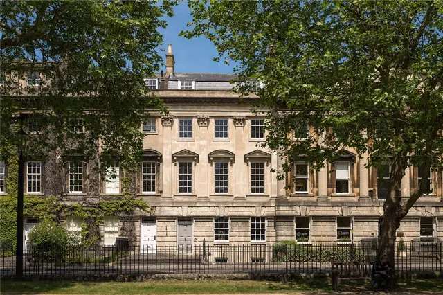 Queen Square, Bath, BA1, photo 1