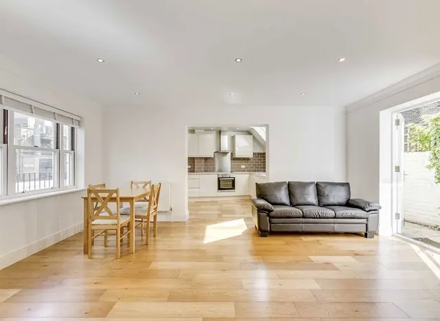 Photo 2 — Star Road, West Kensington, W14