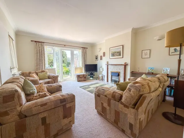 Hillcrest Road, Nailsea, BS48, photo 2