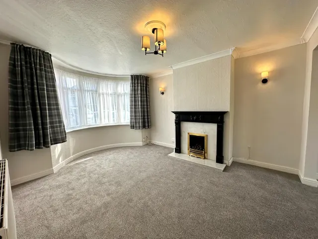 Photo 2 — Thomas Mason Close, Wednesfield, Wolverhampton, WV11