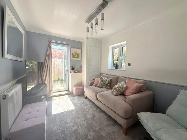 Photo 3 — Maybury Close, Frimley, Camberley, Surrey, GU16 7HH