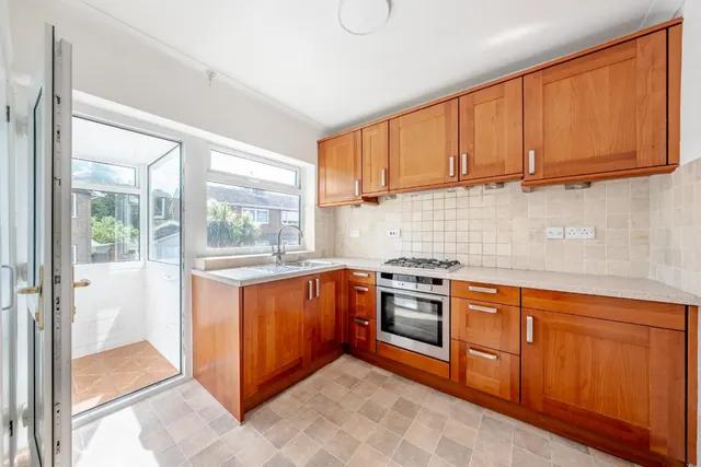Beech Close, Tadcaster, LS24, photo 2