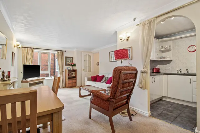 Photo 2 — Flat 92, Undercliffe House Dingleway, Appleton, Warrington, WA4 3AP