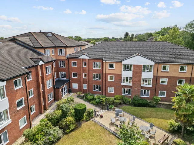 Flat 92, Undercliffe House Dingleway, Appleton, Warrington, WA4 3AP, photo 1