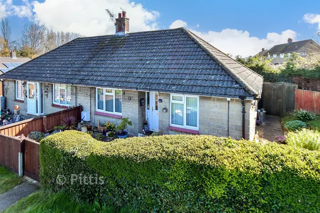 Lower Furlongs, Brading, PO36, photo 1