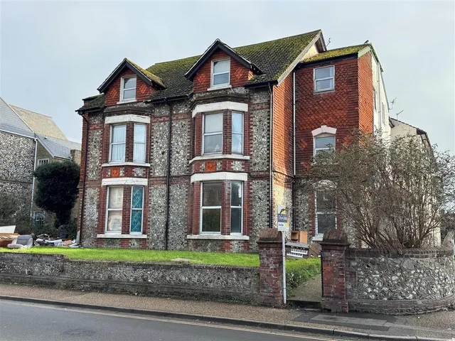Arundel Road, Littlehampton, photo 1