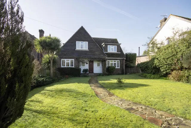 Tonbridge Road, Hildenborough, TN11, photo 1