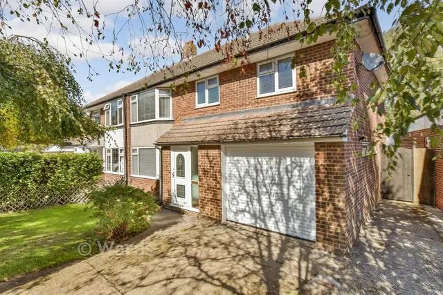 Maidstone Road, Rainham, ME8, photo 1
