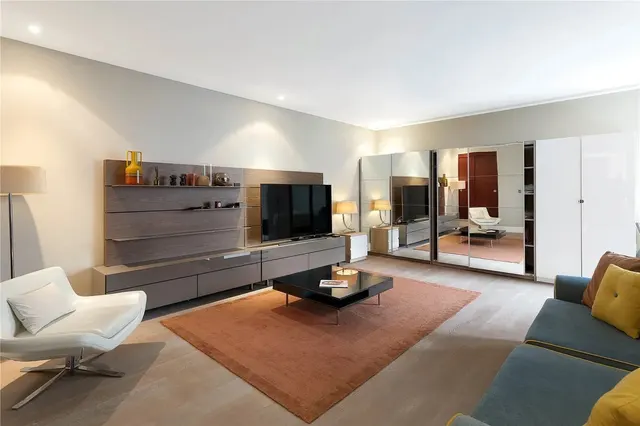 Knightsbridge, London, SW7, photo 1