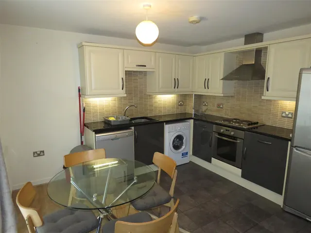 White Lane, Sheffield, S12, photo 2