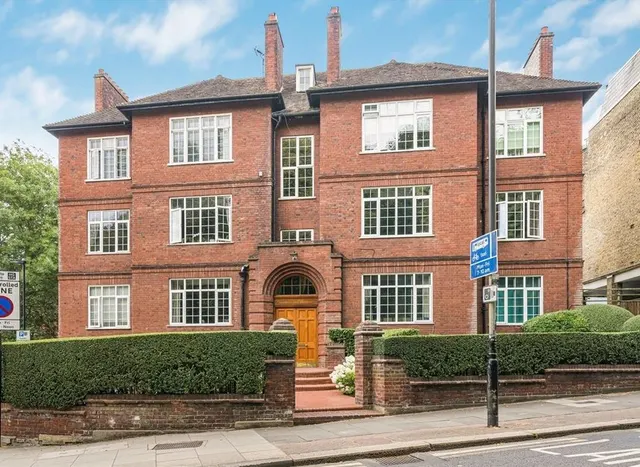 Muswell Hill Road, Highgate, N6, photo 1