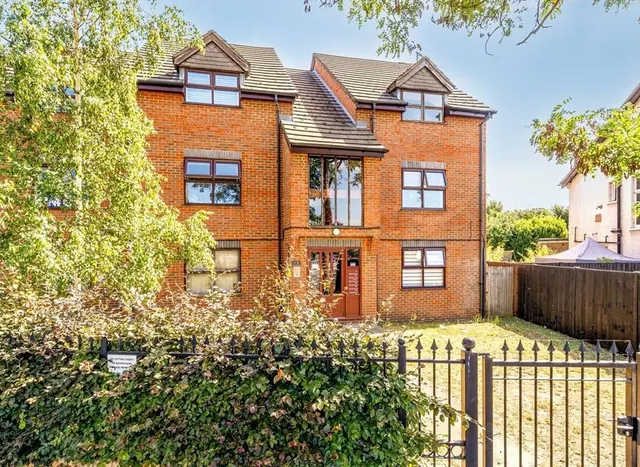 Rugby Road, Twickenham, TW1, photo 1