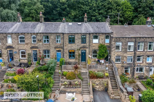 West End Road, Golcar, HD7, photo 1