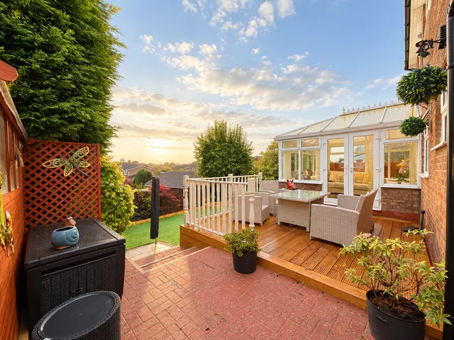Hornsea Road, Offerton, SK2, photo 2