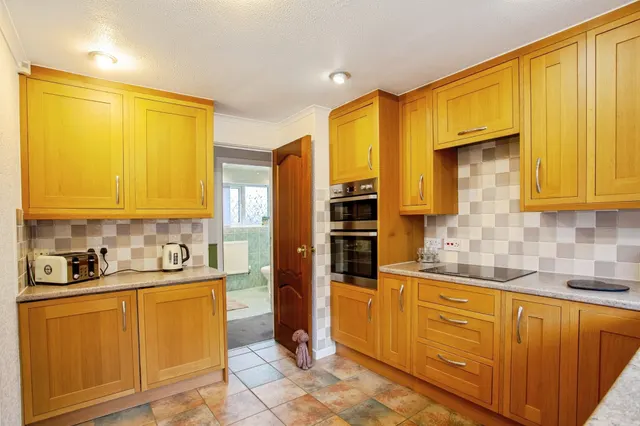 Billingley Drive, Thurnscoe, S63, photo 3