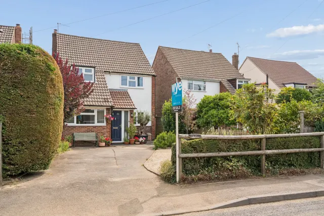 Clarendon Road, Prestwood, HP16, photo 1