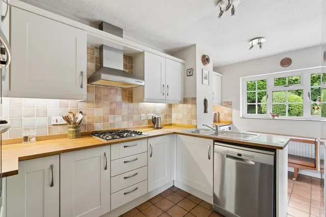 Amersham, HP6, photo 3