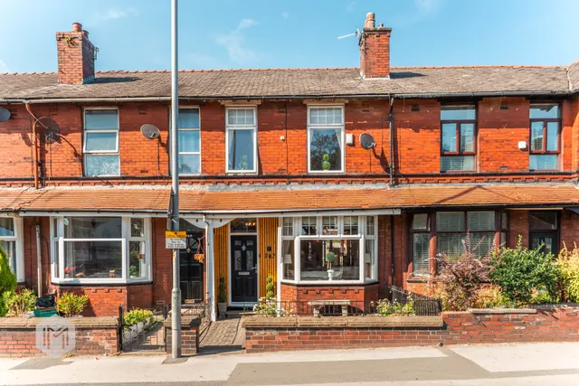 Bury Road, Bolton, BL2 6PB, photo 1