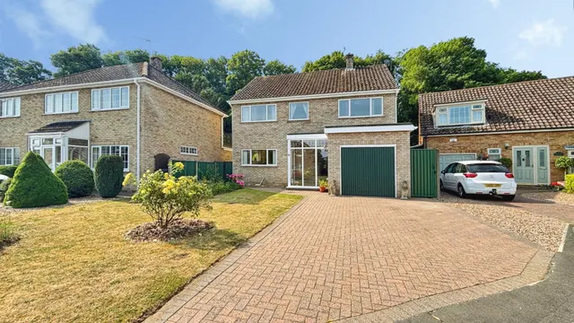 Park View Avenue, Branston, LN4, photo 1