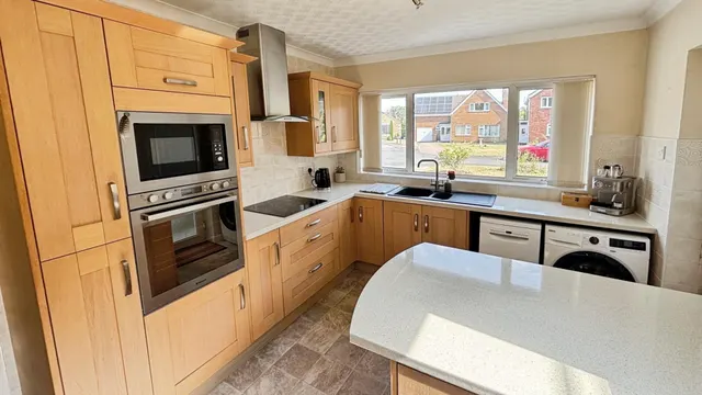 Park View Avenue, Branston, LN4, photo 3