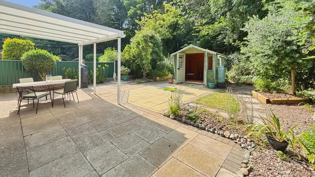 Park View Avenue, Branston, LN4, photo 2