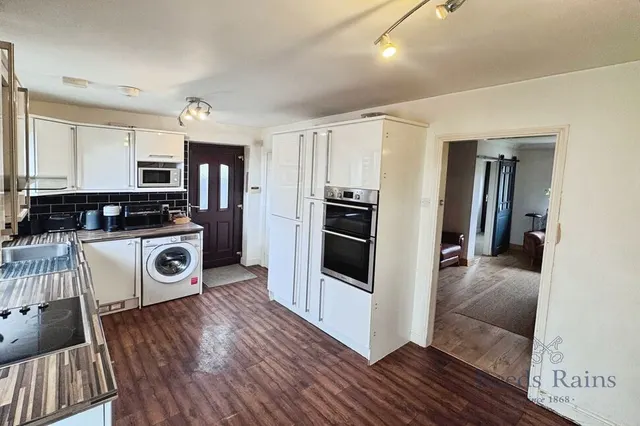 Park Lane, Barlow, YO8, photo 2