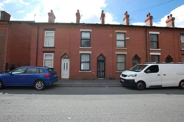 Canterbury Street, Ashton-under-Lyne, OL6, photo 1