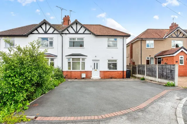 Laburnum Grove, Harrogate, photo 1