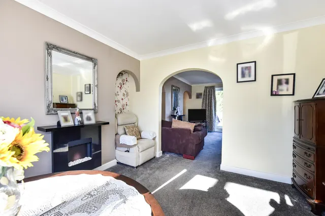 Highfield Road, Greasbrough, S61, photo 3