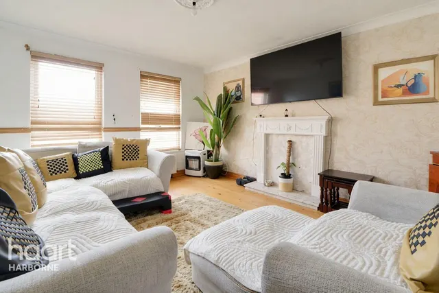 Rothesay Croft, Bartley Green, B32, photo 2